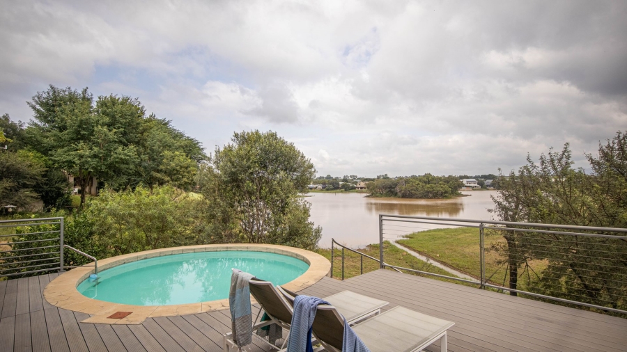 5 Bedroom Property for Sale in The Coves North West